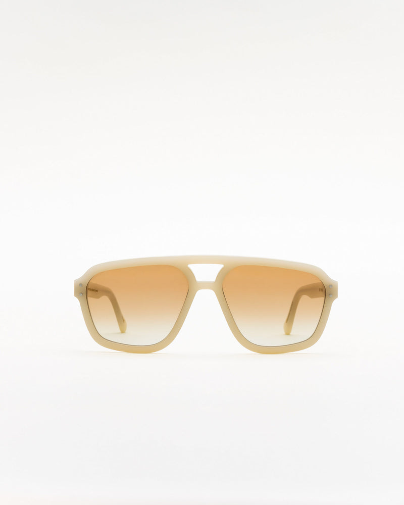 Jet Pearl - brown gradient lens