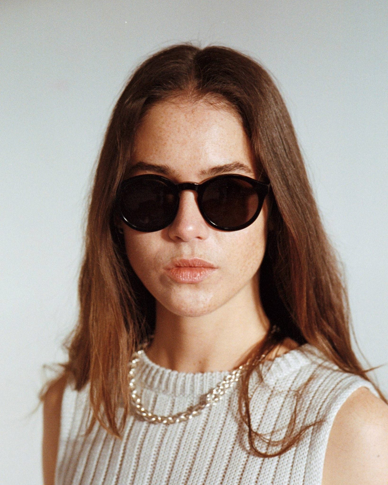 Barstow Black - grey solid lens