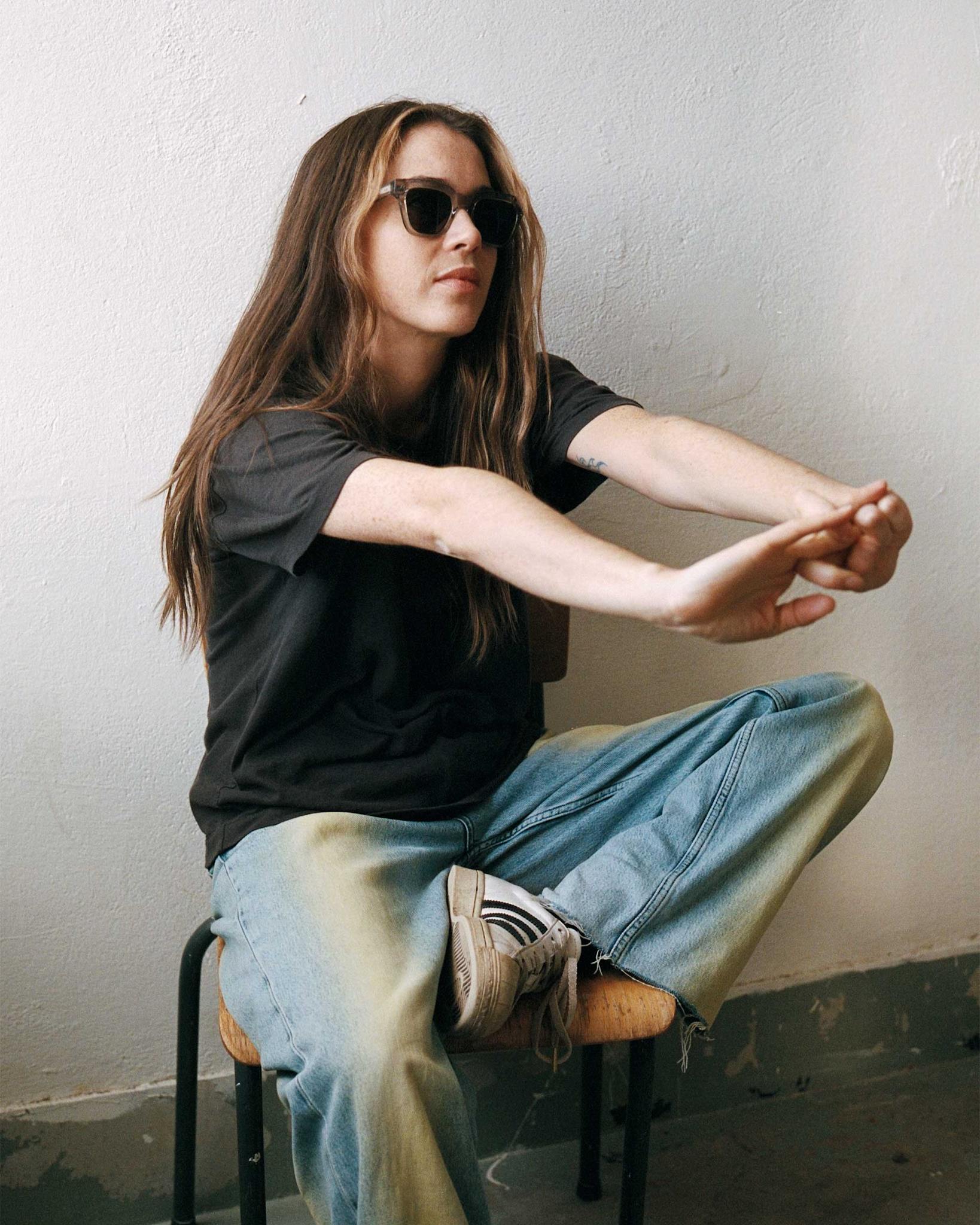 Ellis Grey - grey solid lens