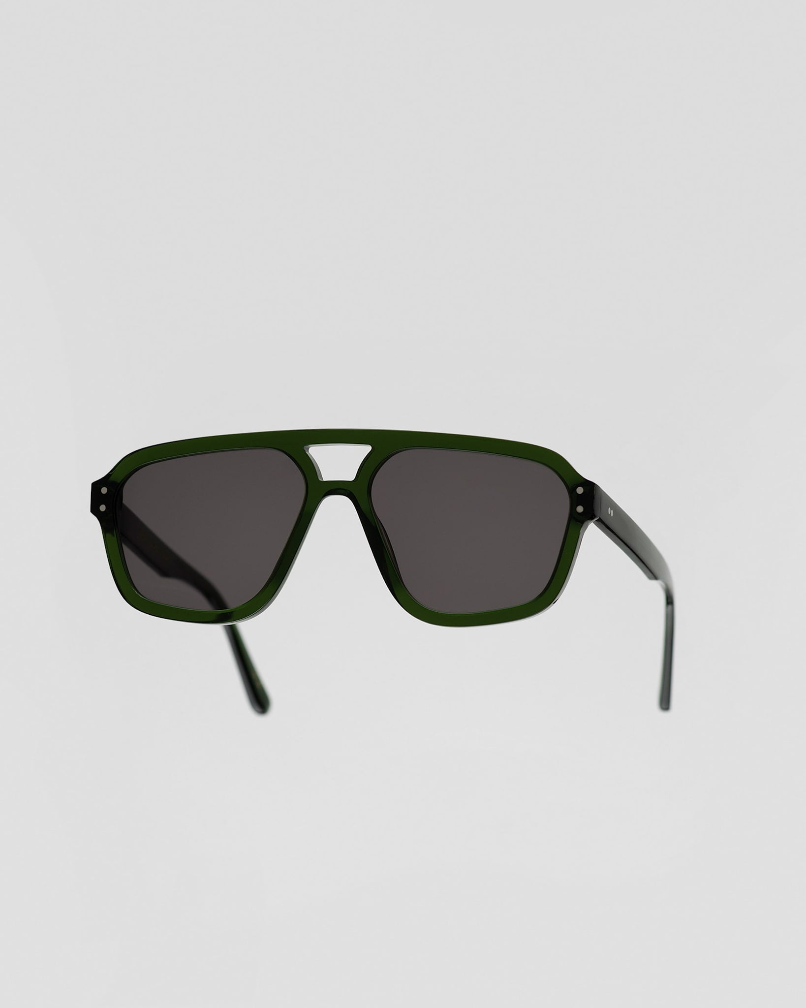 Jet Bottle green - grey solid lens