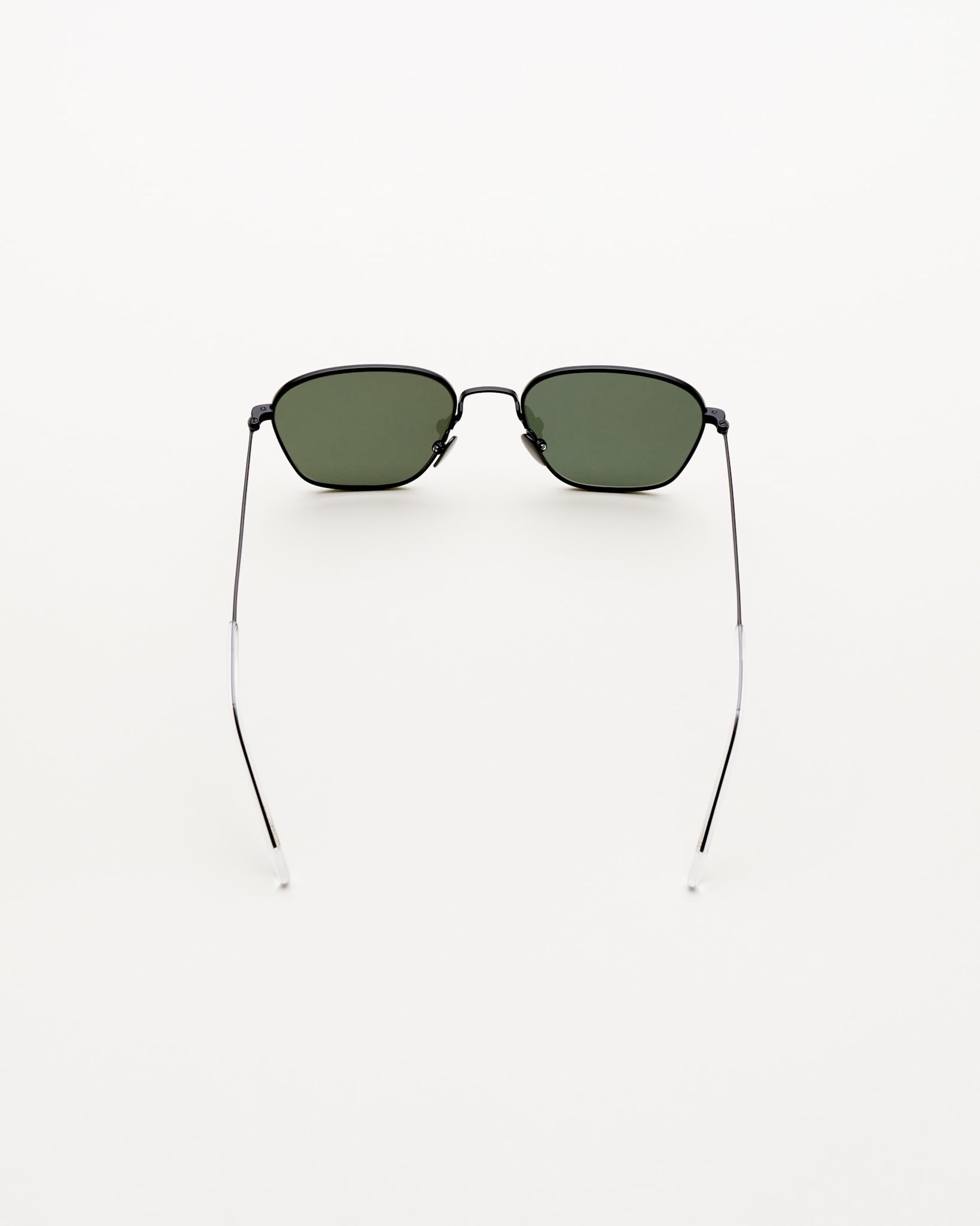 Otis Black - green solid lens