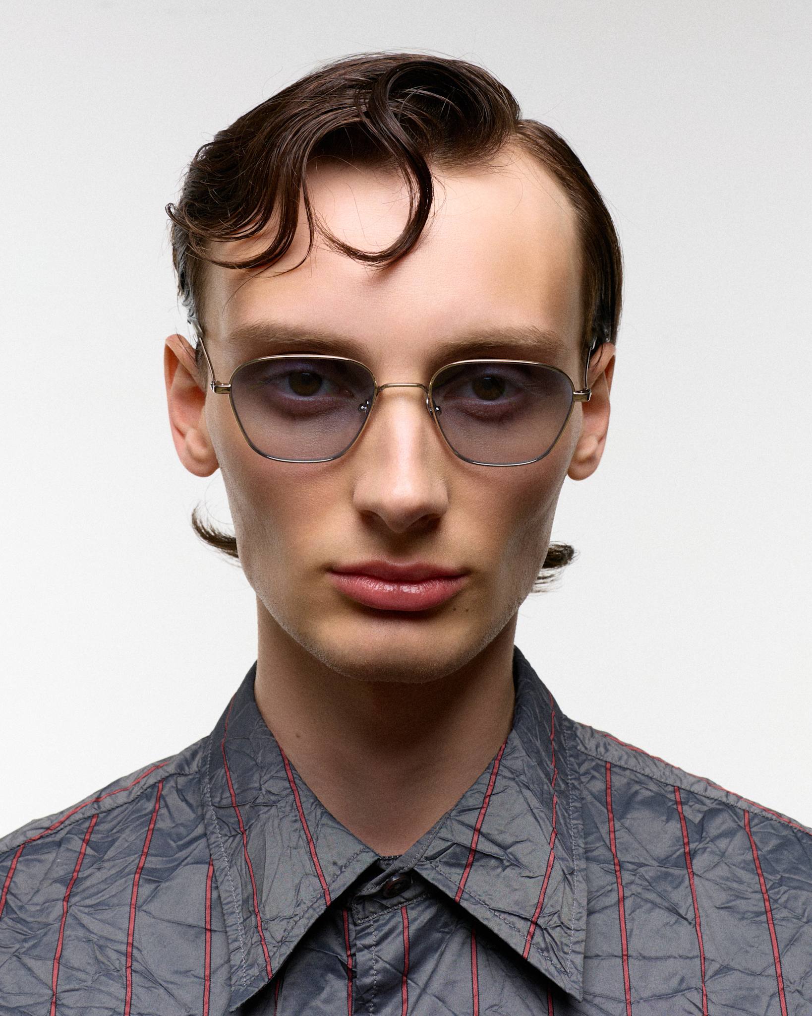 Otis Silver - blue gradient lens