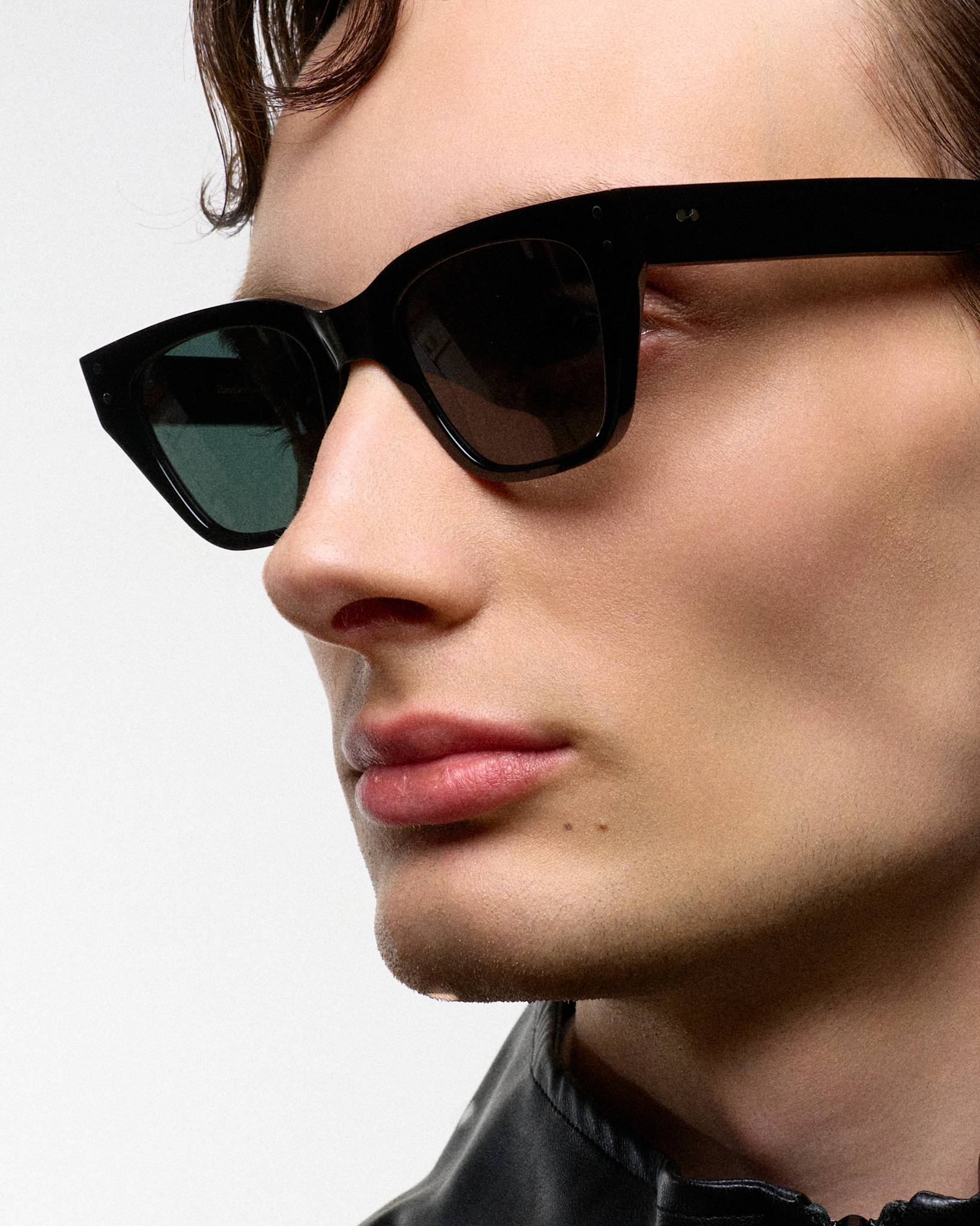Memphis Black - green solid lens – Monokel Eyewear