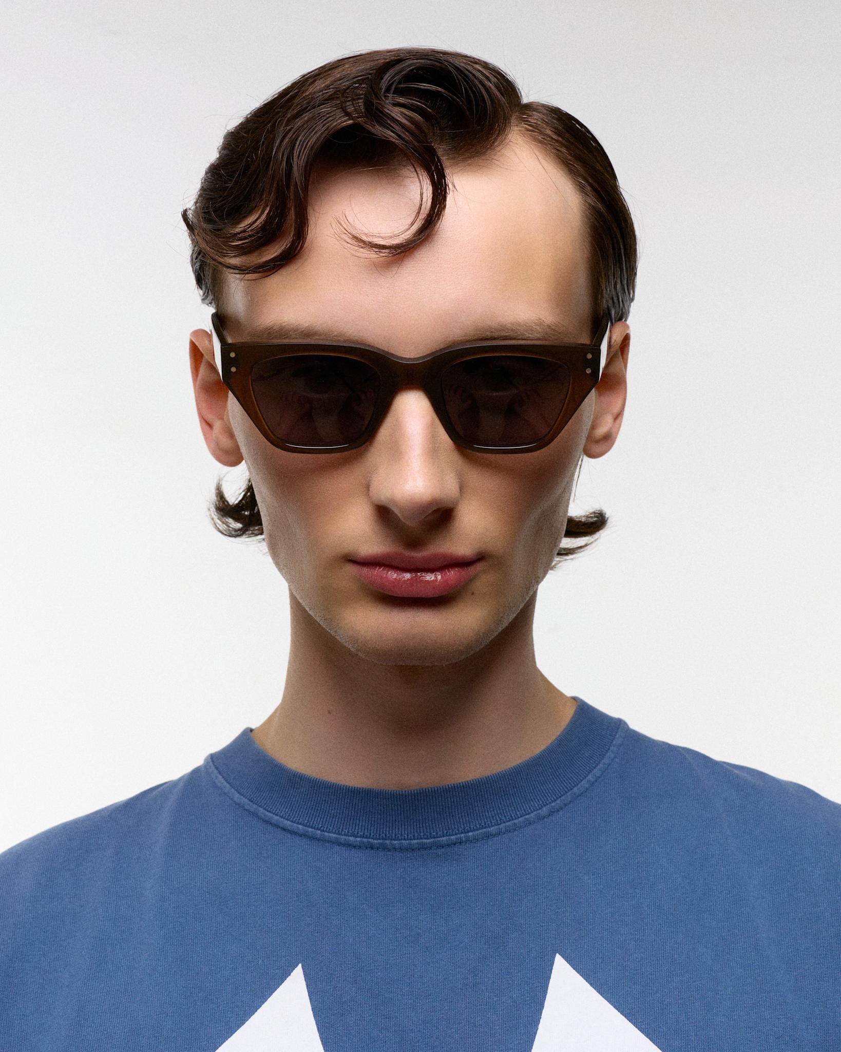 Memphis Chocolate - grey solid lens