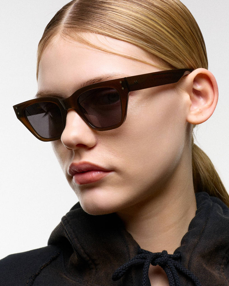 Memphis Chocolate - grey solid lens