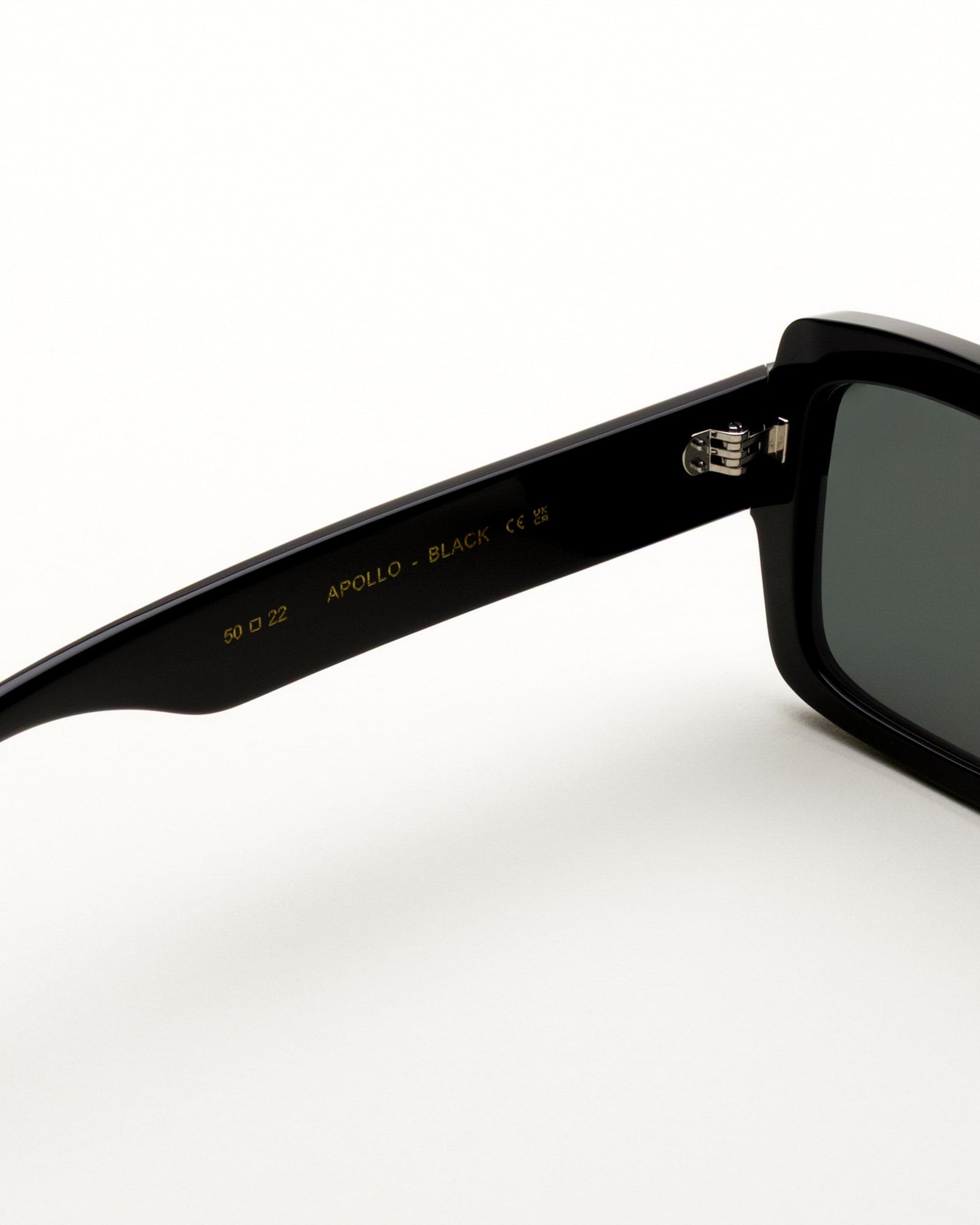 Apollo Black - green solid lens – Monokel Eyewear