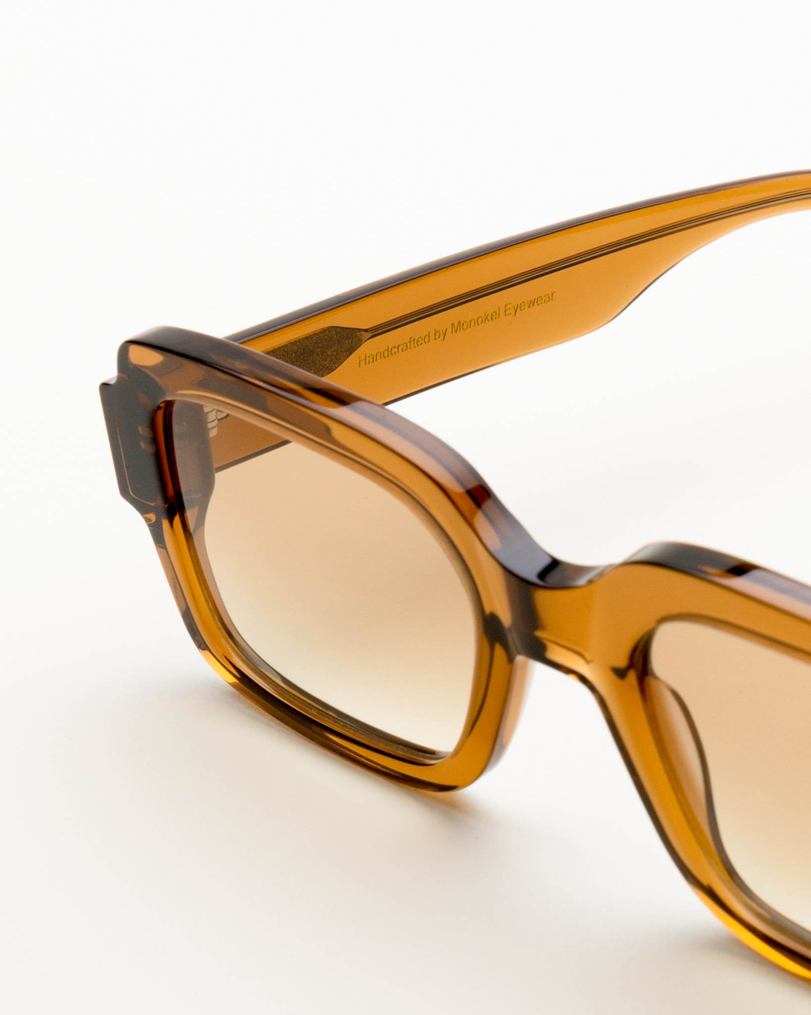 Apollo Cola - brown gradient lens – Monokel Eyewear