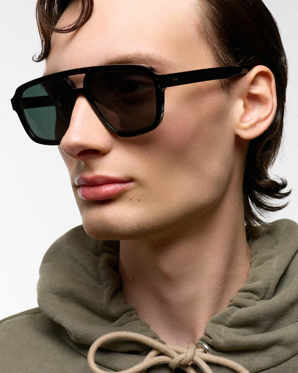 Jet Black - green solid lens
