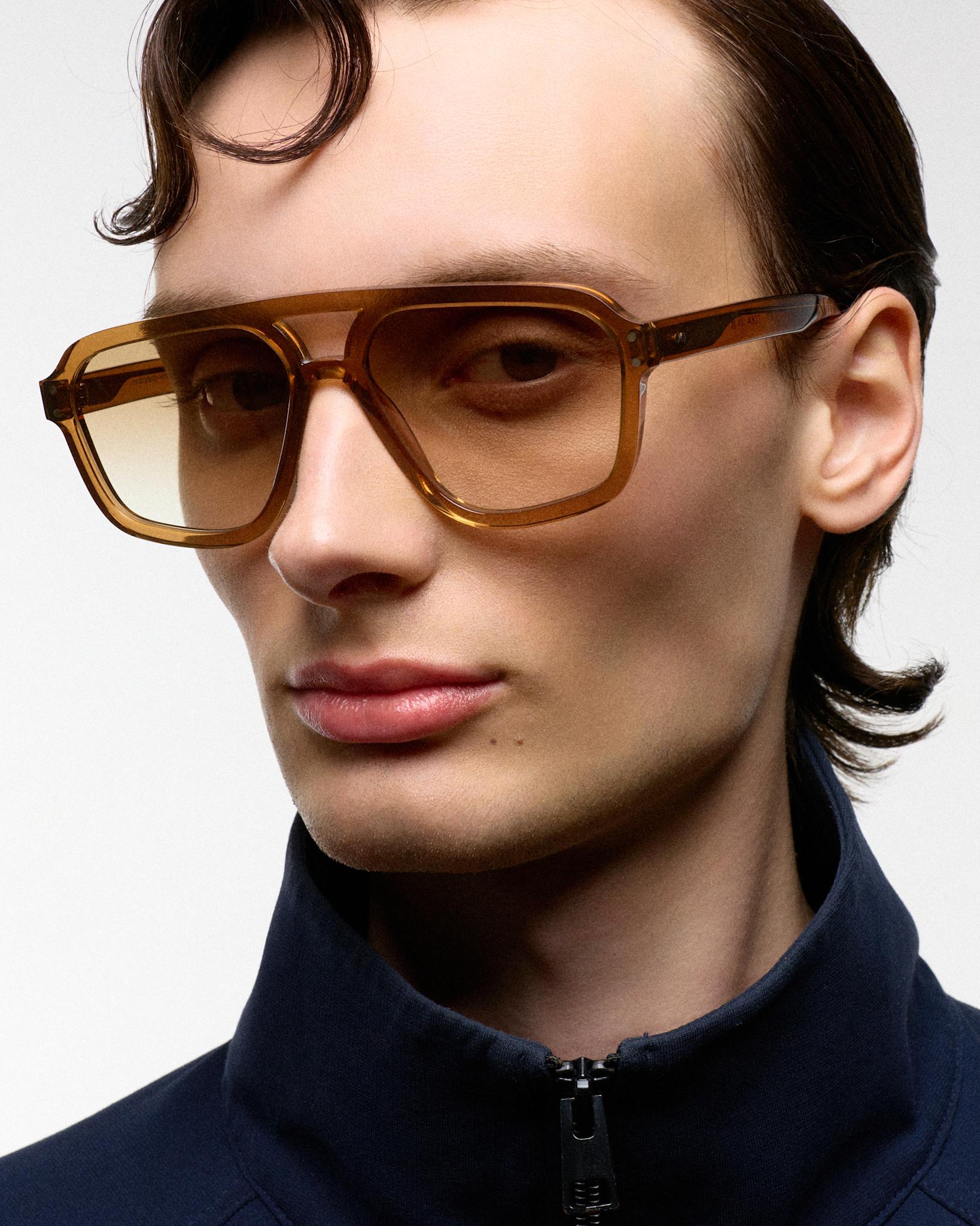 Jet Cola - brown gradient lens – Monokel Eyewear