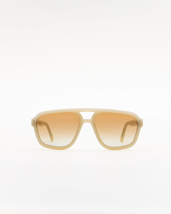 Jet Pearl - brown gradient lens