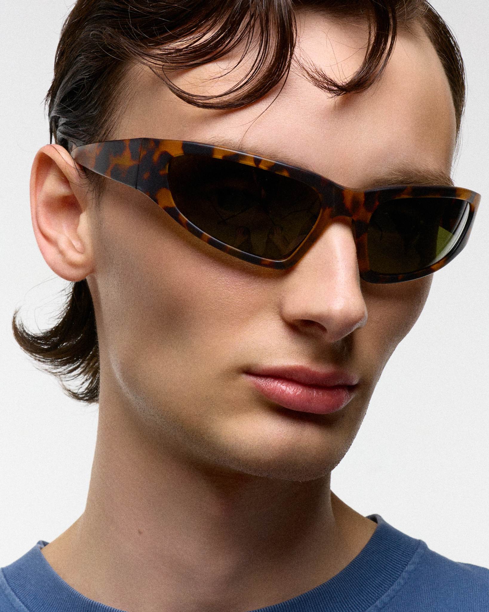 Crow matt Havana - green solid polarized lens – Monokel Eyewear