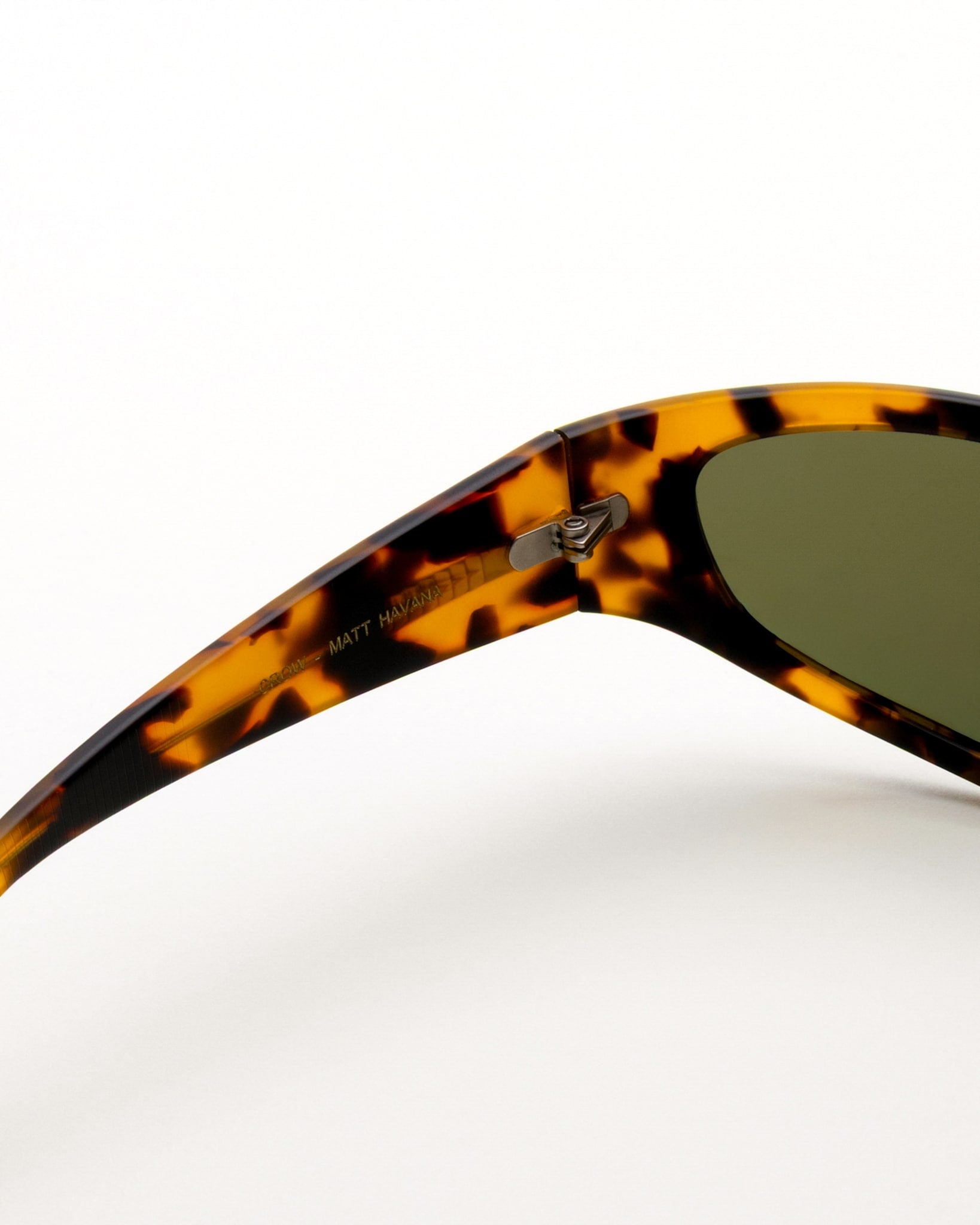 Crow matt Havana - green solid polarized lens – Monokel Eyewear Crow matt Havana - green solid polarized lens – Monokel Eyewear