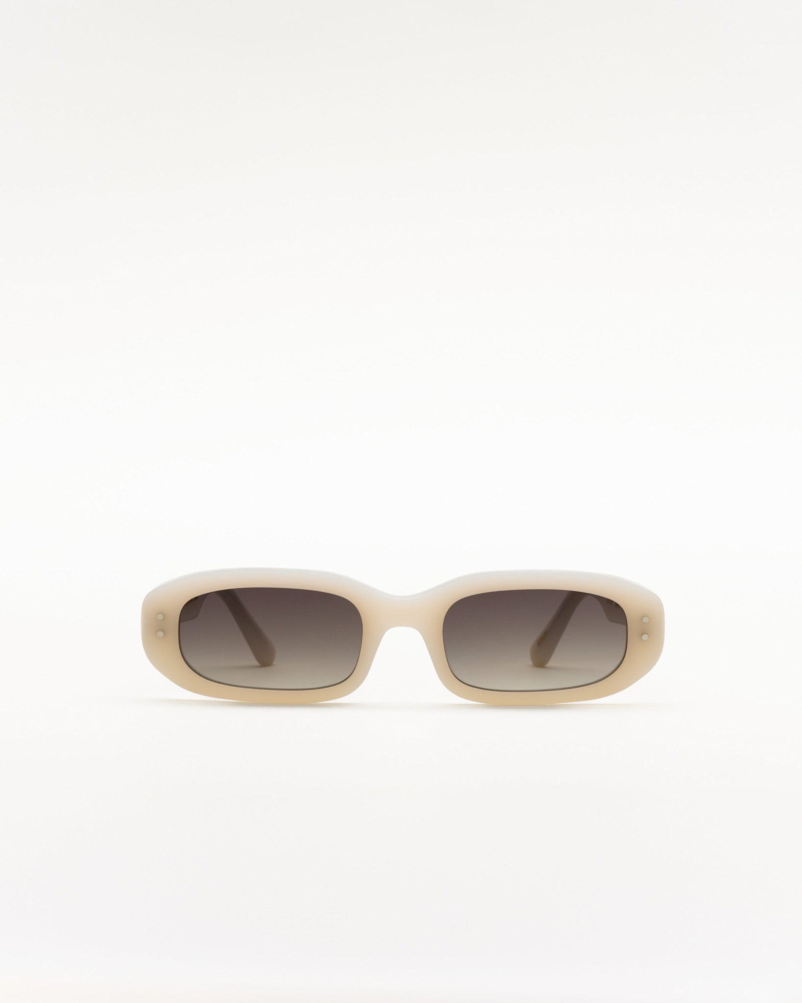 April Pearl - grey gradient lens – Monokel Eyewear
