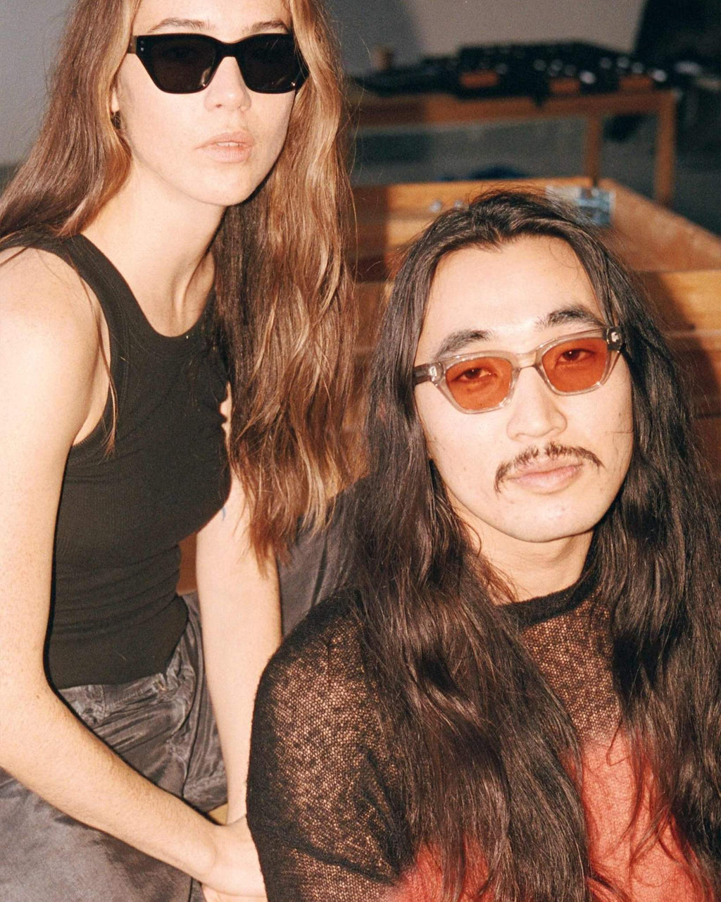 Memphis Grey - orange solid lens