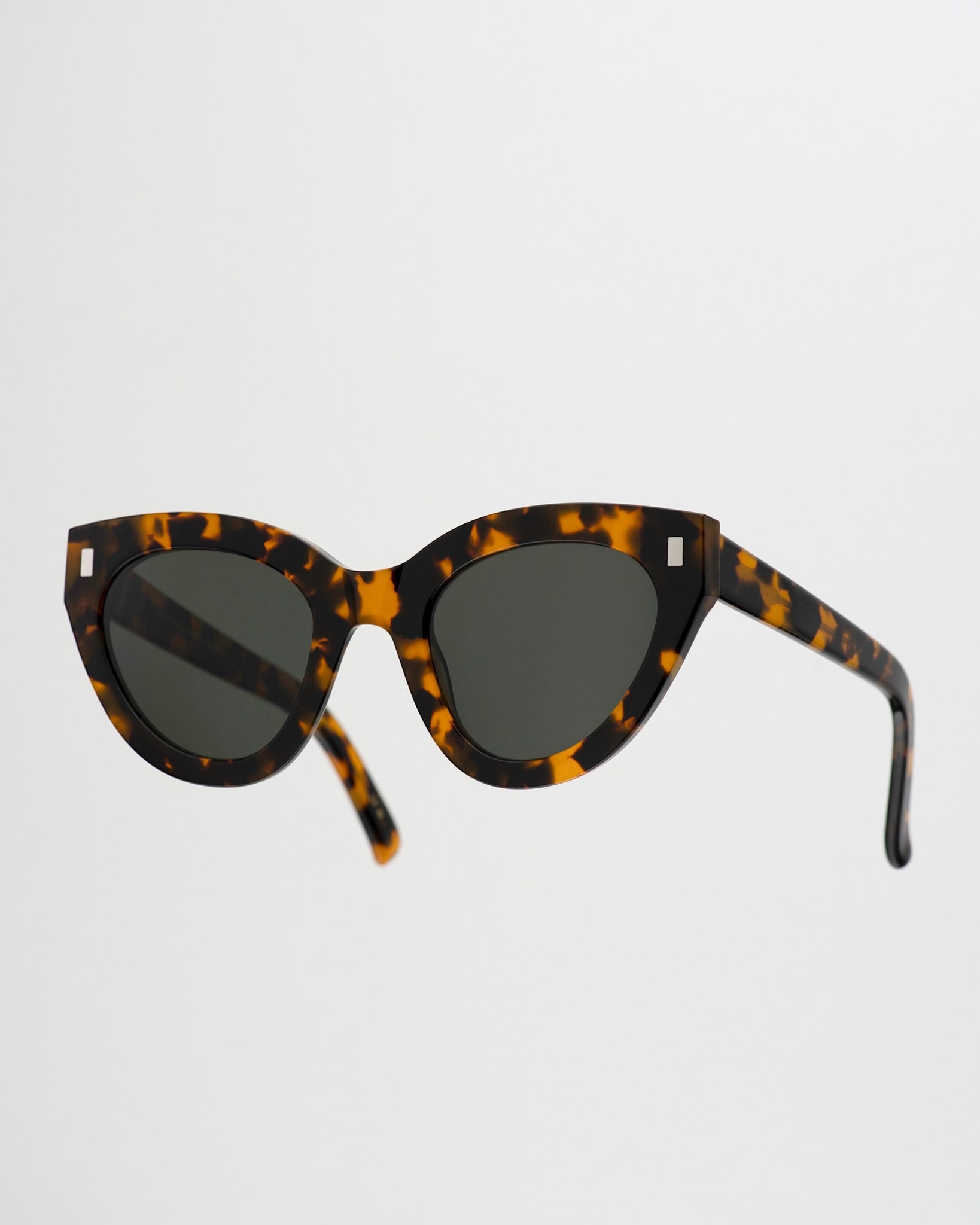 Neko Havana - green solid lens
