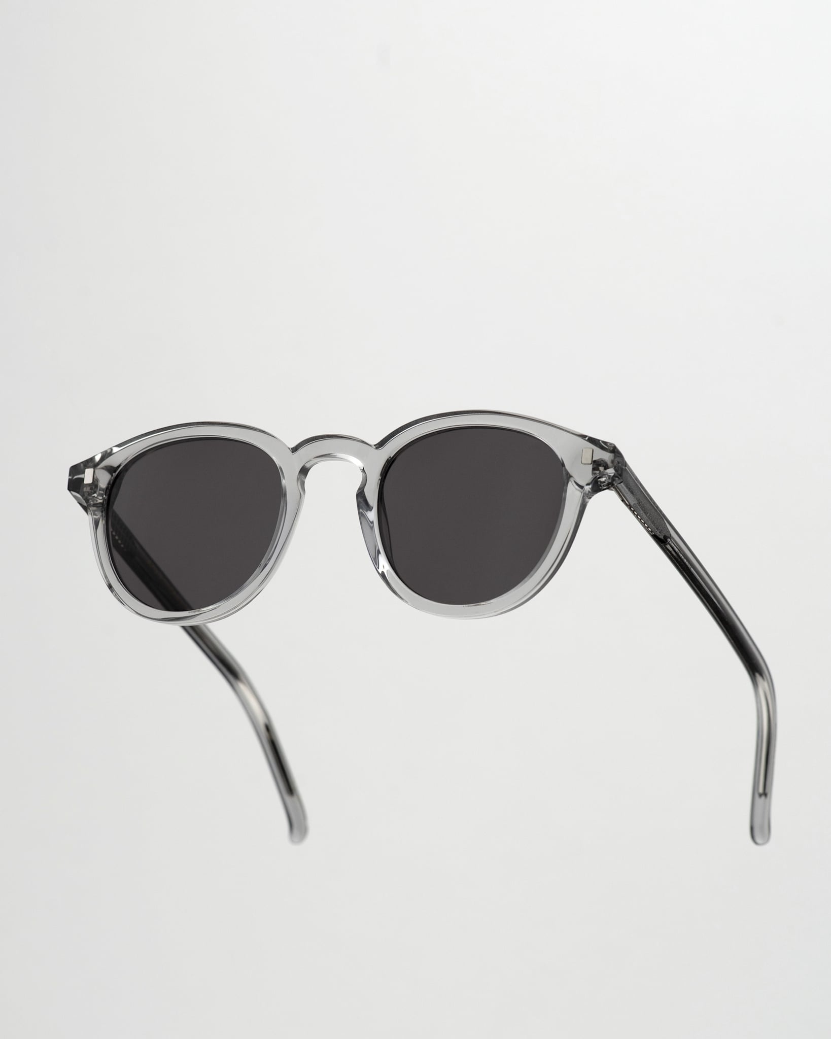 Nelson Grey - grey solid lens